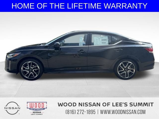 2025 Nissan Sentra SR photo 4