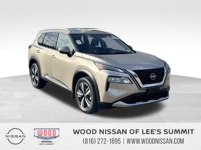 2023 Nissan Rogue Platinum's photo