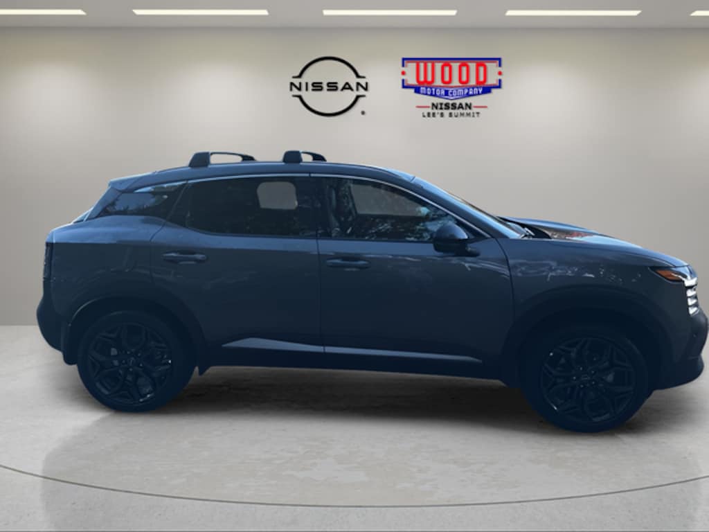 New 2026 Nissan Kicks SR SUV