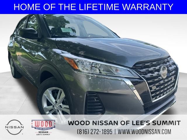 2025 Nissan KICKS PLAY Base's photo