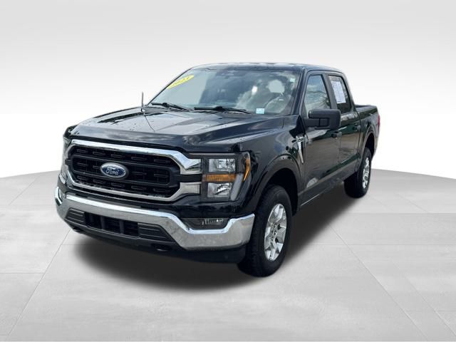 2023 Ford F-150 XLT photo 3