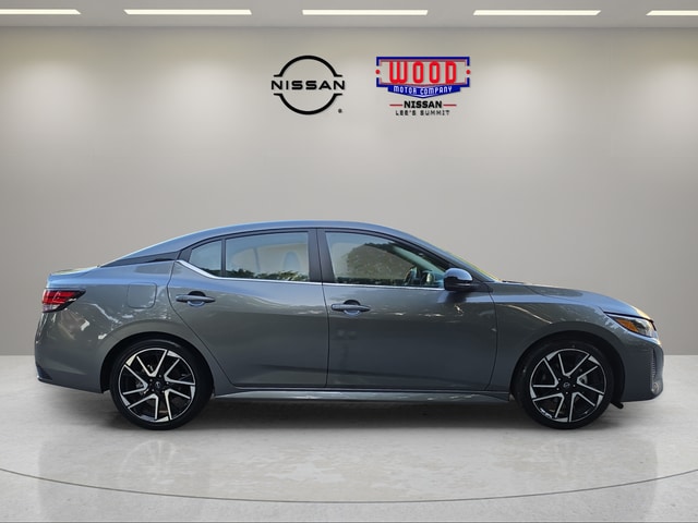 Used 2025 Nissan Sentra SR with VIN 3N1AB8DV8SY310413 for sale in Kansas City