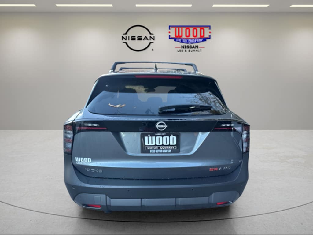 New 2026 Nissan Kicks SR SUV