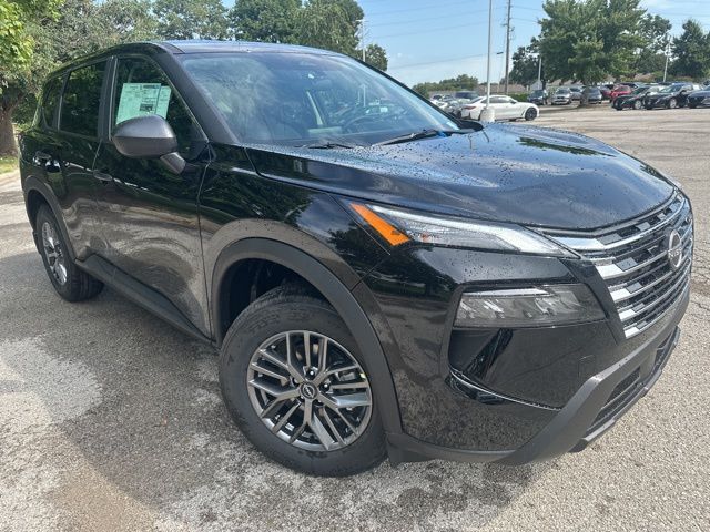 2026 Nissan Rogue S's photo