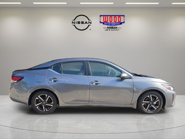 Used 2024 Nissan Sentra SV with VIN 3N1AB8CV7RY205972 for sale in Kansas City
