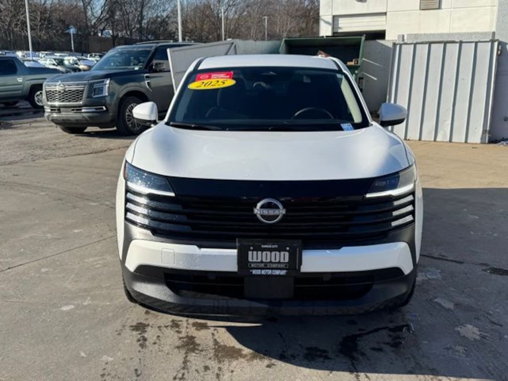 Certified 2025 Nissan Kicks SV SUV