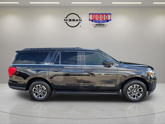 Used 2024 Ford Expedition XLT with VIN 1FMJK1J84REA25018 for sale in Kansas City