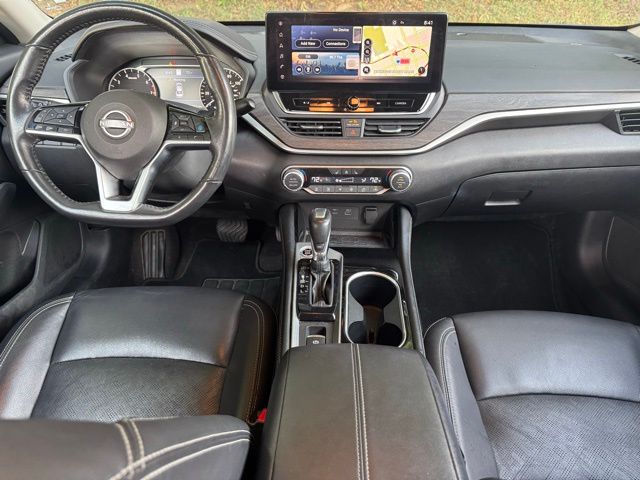 2023 Nissan Altima 2.5 SL photo 2