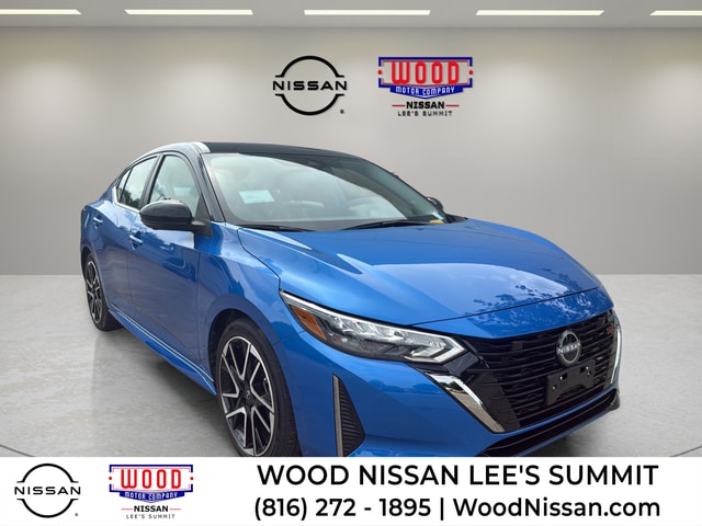 2025 Nissan Sentra SR CVT's photo