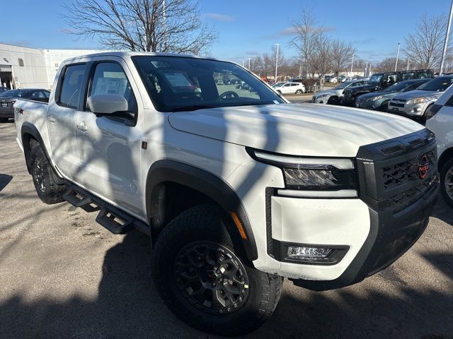 2026 Nissan Frontier PRO-4X's photo