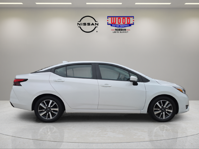 Used 2024 Nissan Versa Sedan SV with VIN 3N1CN8EV2RL906199 for sale in Kansas City