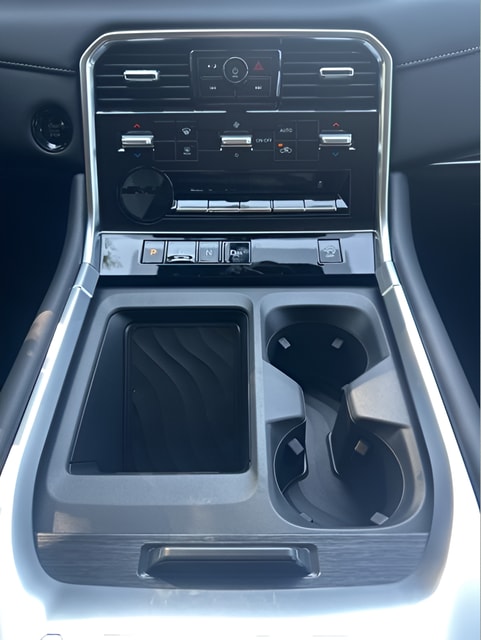 2026 Nissan Armada SV - Photo 11