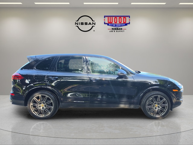 Used 2018 Porsche Cayenne Platinum Edition with VIN WP1AA2A26JKA06905 for sale in Kansas City