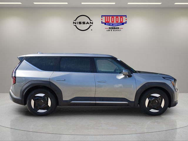 Used 2024 Kia EV9 Light L/R with VIN KNDAB5S12R6019922 for sale in Kansas City