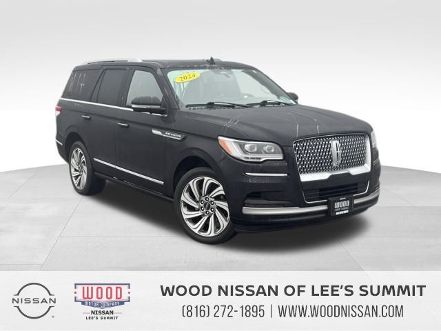2024 Lincoln Navigator Reserve's photo
