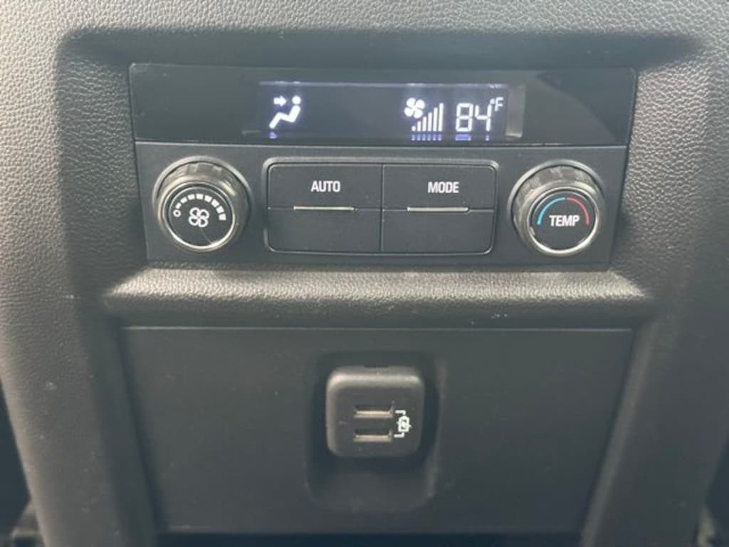 Used 2020 Chevrolet Traverse LT SUV