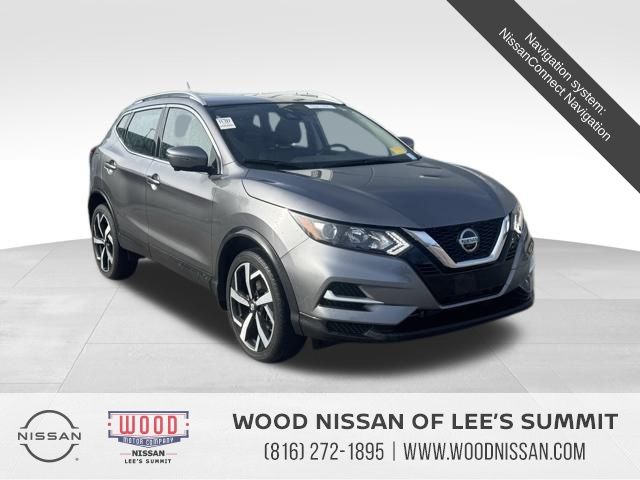 2022 Nissan Rogue Sport SL's photo