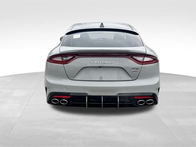 2021 Kia Stinger GT2 photo 2