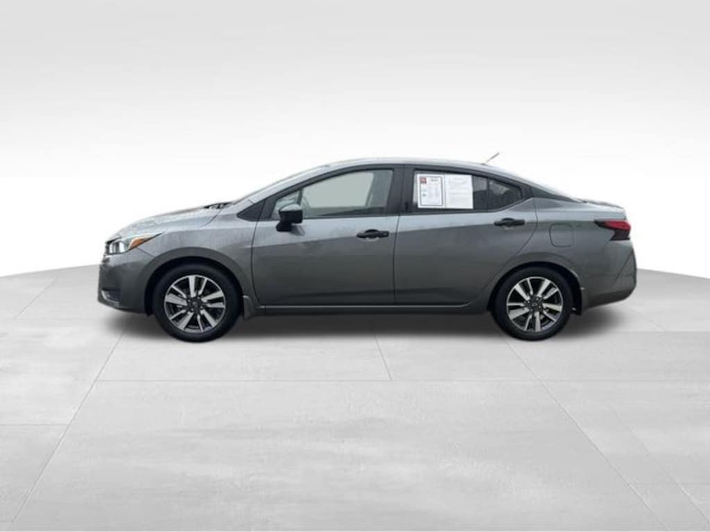 Used 2024 Nissan Versa 1.6 S Sedan
