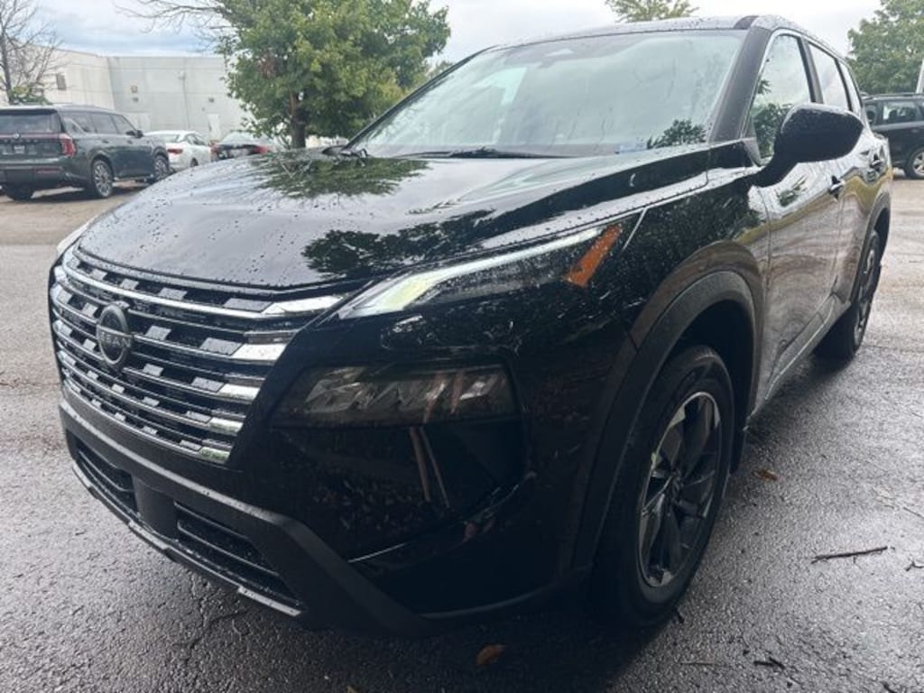 New 2026 Nissan Rogue SV SUV