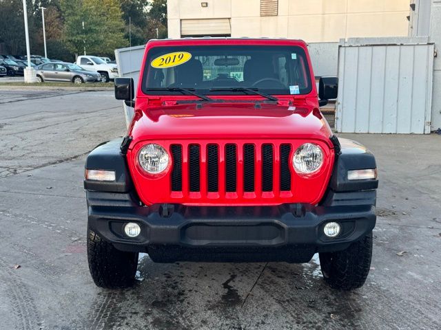Used 2019 Jeep Wrangler Unlimited Sport with VIN 1C4HJXDG2KW666051 for sale in Kansas City