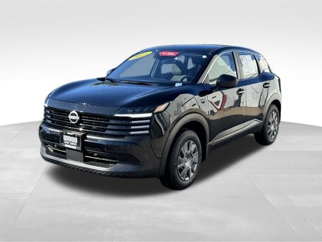2025 Nissan Kicks S photo 3