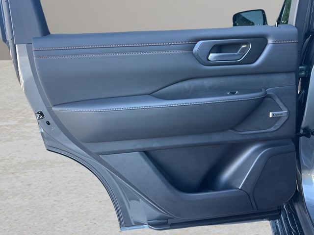 2026 Nissan Armada PRO-4X - Photo 22