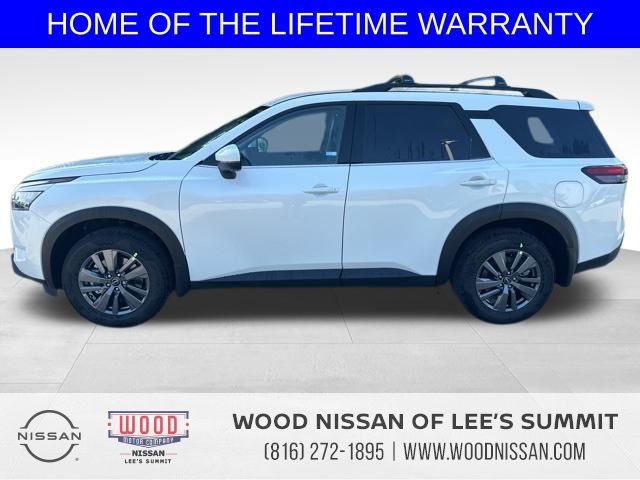 2025 Nissan Pathfinder SV photo 2