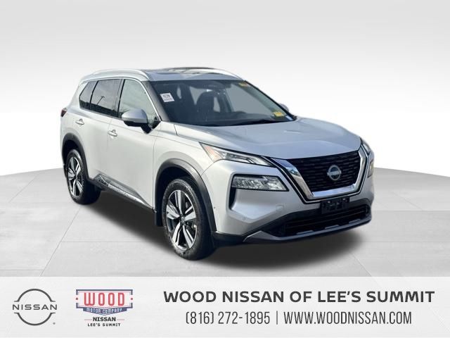2023 Nissan Rogue SL's photo
