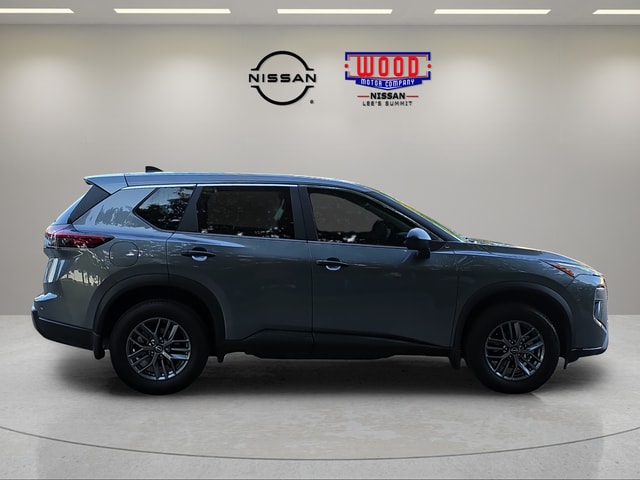 Used 2025 Nissan Rogue S with VIN 5N1BT3AB3SC863311 for sale in Kansas City