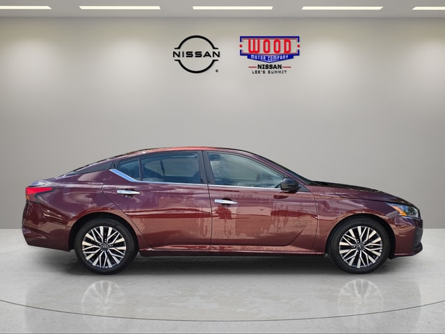 Used 2025 Nissan Altima SV with VIN 1N4BL4DV0SN323991 for sale in Kansas City