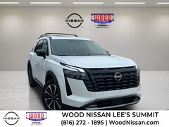 2026 Nissan Pathfinder Platinum SUV