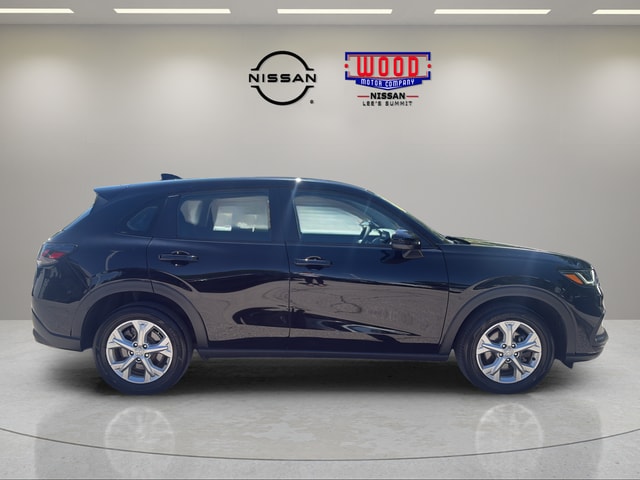 Used 2024 Honda HR-V LX with VIN 3CZRZ2H3XRM706596 for sale in Kansas City