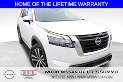 2025 Nissan Pathfinder Platinum SUV