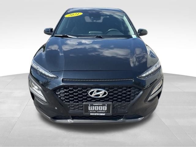 Used 2021 Hyundai Kona SE with VIN KM8K12AA9MU665305 for sale in Hurst, TX
