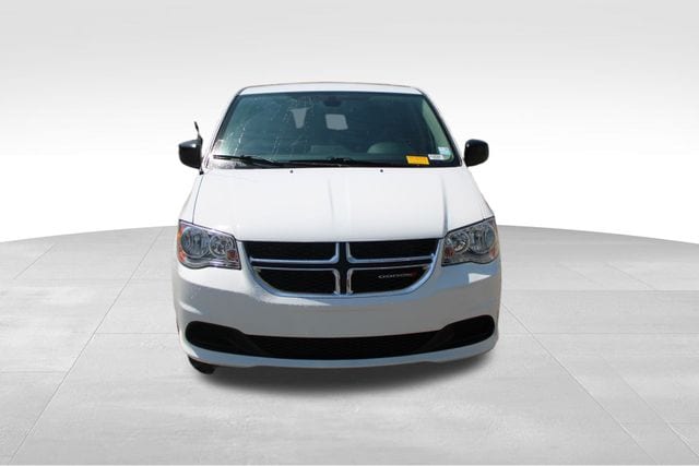 Used 2020 Dodge Grand Caravan SE with VIN 2C4RDGBG8LR236730 for sale in Hurst, TX