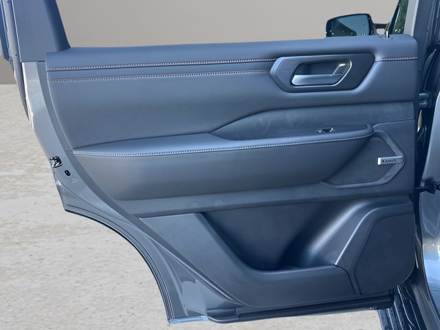 2026 Nissan Armada PRO-4X - Photo 25
