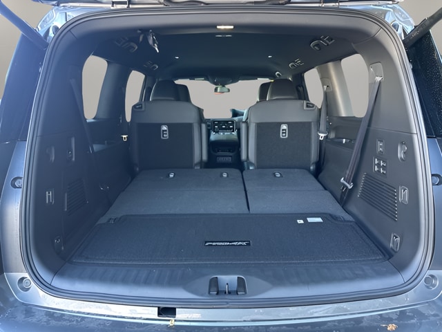 2026 Nissan Armada PRO-4X - Photo 27