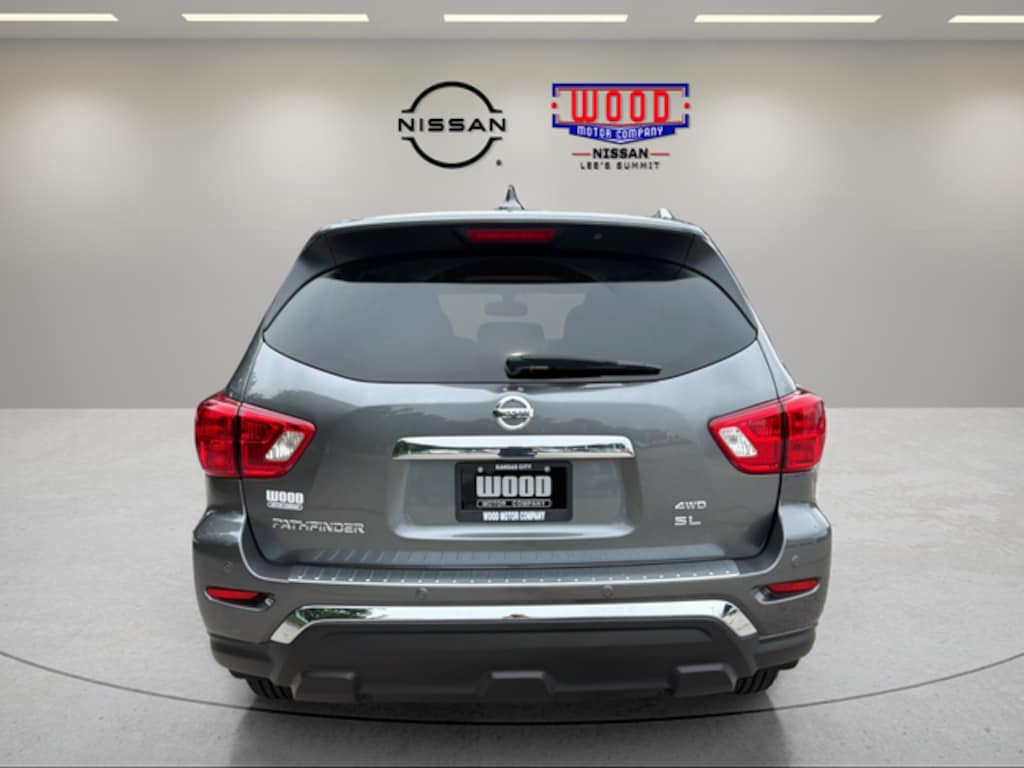 Used 2020 Nissan Pathfinder SL SUV