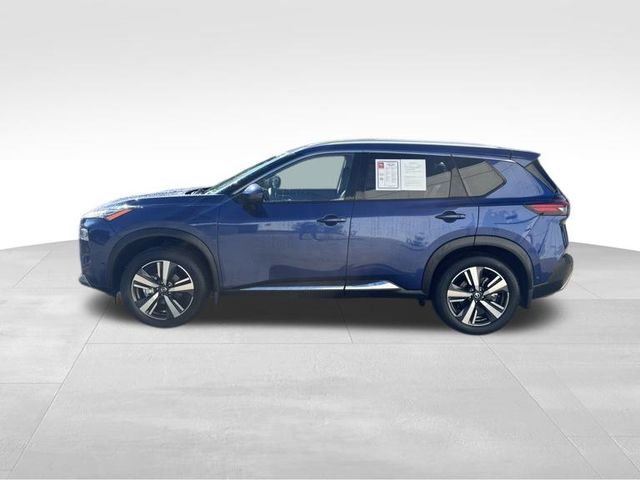 2021 Nissan Rogue Platinum photo 3