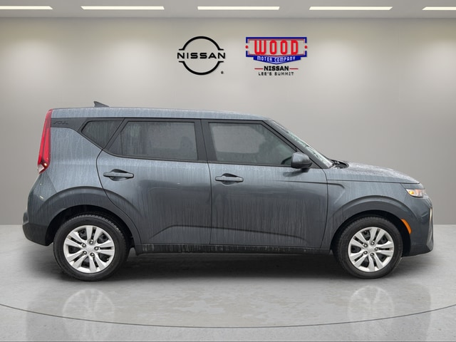 Used 2021 Kia Soul LX with VIN KNDJ23AU5M7781578 for sale in Kansas City