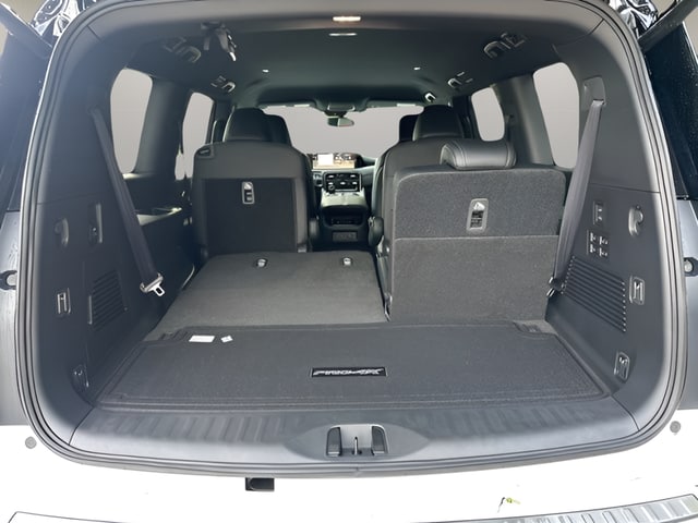 2026 Nissan Armada PRO-4X - Photo 27
