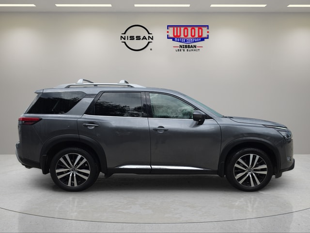 Used 2025 Nissan Pathfinder Platinum with VIN 5N1DR3DJ0SC202605 for sale in Kansas City