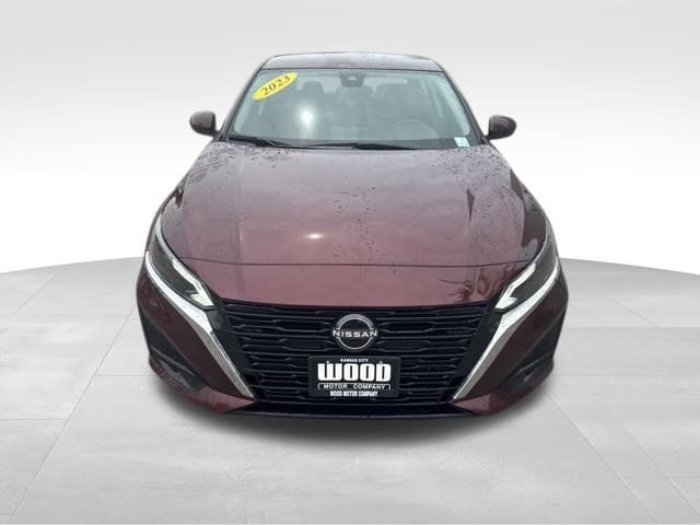 Used 2023 Nissan Altima SV with VIN 1N4BL4DV0PN304493 for sale in Hurst, TX