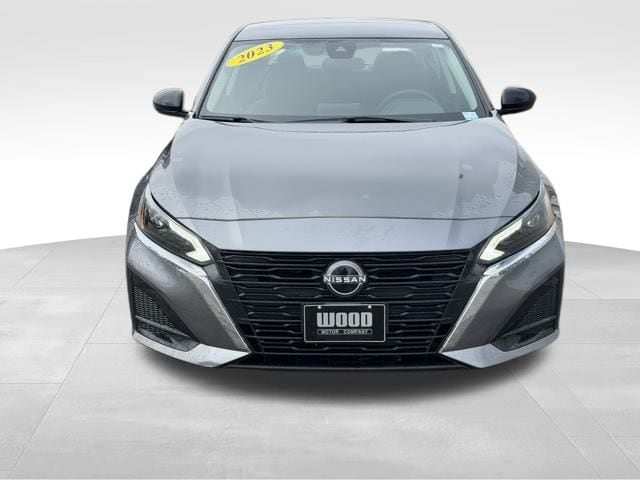 Used 2024 Nissan Altima SV with VIN 1N4BL4DV6RN302105 for sale in Kansas City