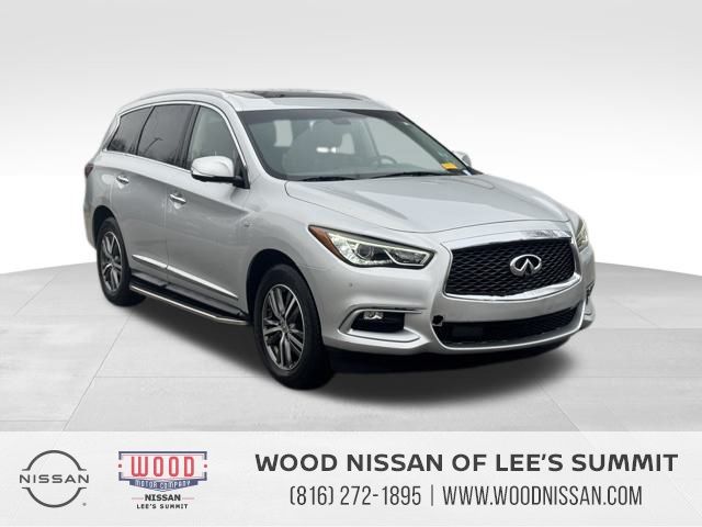 2016 INFINITI QX60 Base's photo