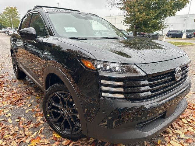 2026 Nissan KICKS SR AWD's photo