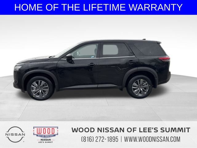 2025 Nissan Pathfinder S photo 4