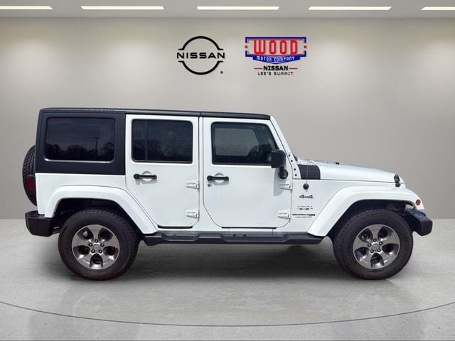 Used 2018 Jeep Wrangler JK Unlimited Sahara with VIN 1C4BJWEG9JL935998 for sale in Kansas City