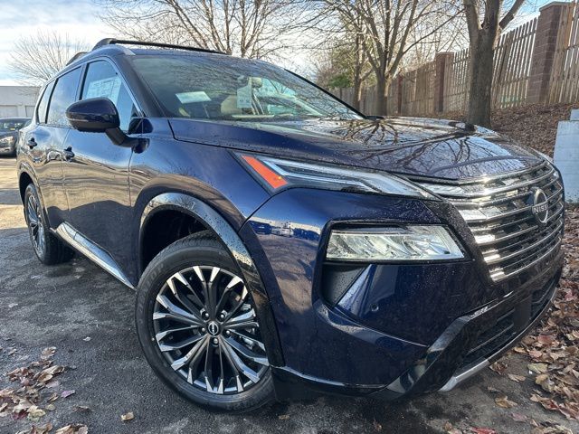 2026 Nissan Rogue Platinum's photo